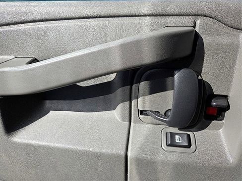 New 2025 Chevrolet Express 2500 Extended image 15