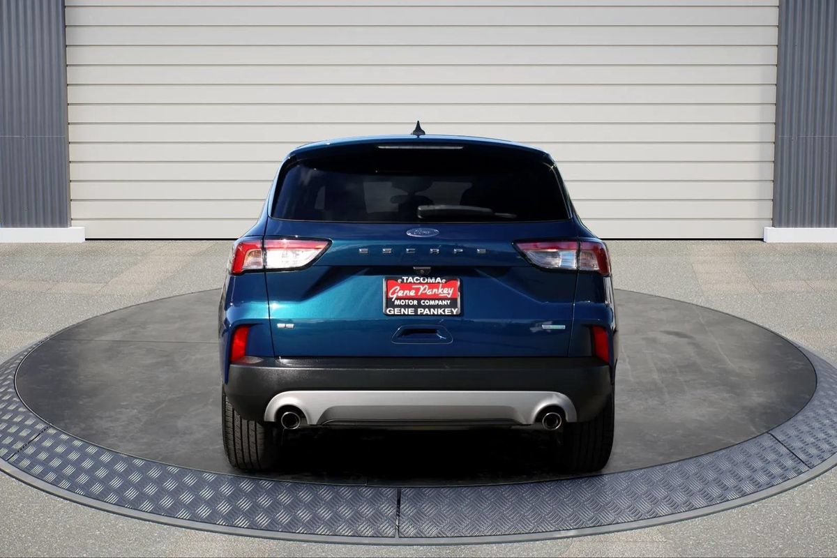 Used 2020 Ford Escape SE FWD image 6