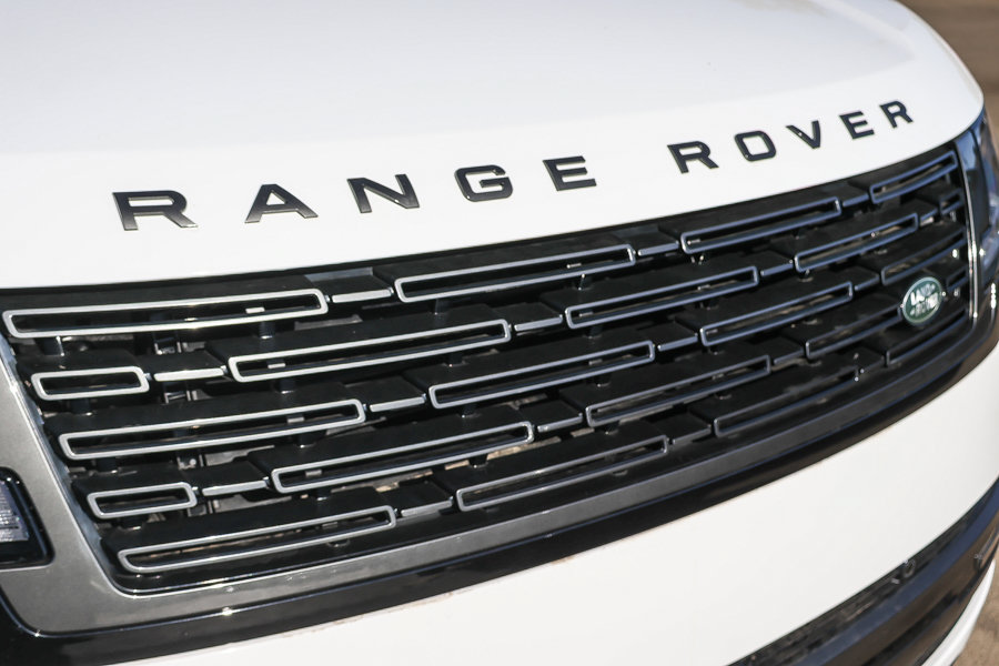 New 2026 Land Rover Range Rover SE AWD/4WD image 15
