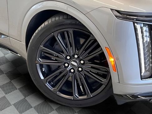 Used 2026 Cadillac Lyriq V image 45