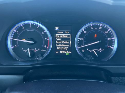 Used 2019 Toyota Highlander XLE AWD/4WD image 26