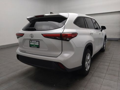 Used 2022 Toyota Highlander L image 9