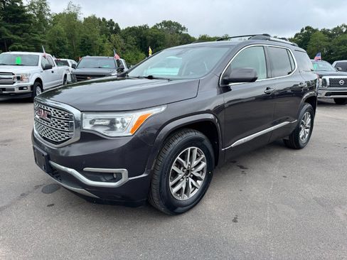 Used 2017 GMC Acadia Denali w/ Technology Package AWD/4WD image 1