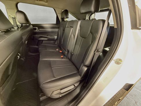 Used 2023 Kia Sorento S FWD image 29