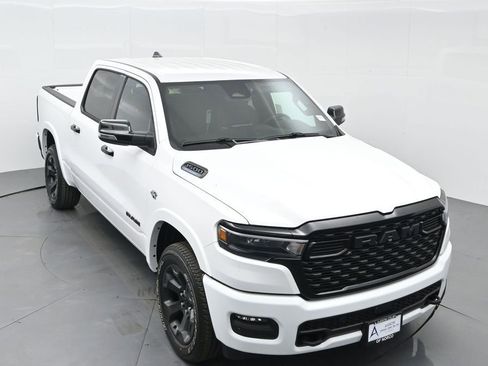 New 2026 RAM 1500 4x4 Crew Cab image 58