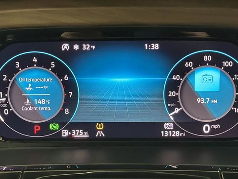 Used 2024 Volkswagen Atlas SE w/ Black Wheel Package image 16