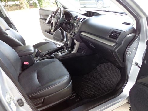 Used 2014 Subaru Forester 2.5i Limited w/ Popular Package #1 AWD/4WD image 18