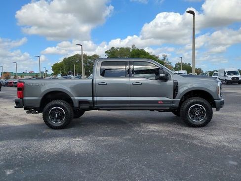 New 2026 Ford F250 4x4 Crew Cab Super Duty image 4