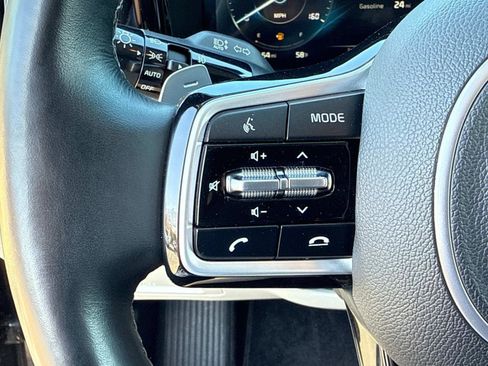 Used 2022 Kia Sorento SX Prestige image 29