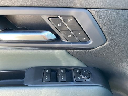 New 2026 GMC Terrain AT4 w/ Convenience Package III image 27