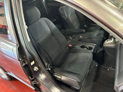 Used 2011 Honda CR-V EX image 17