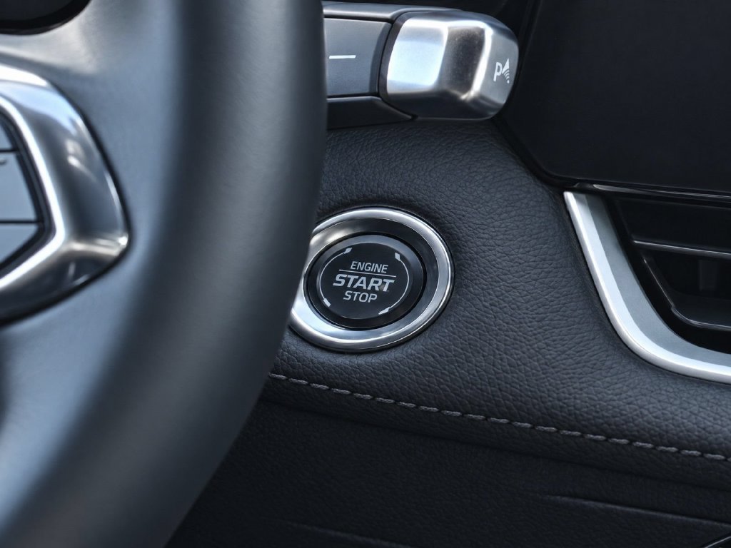 Certified 2025 Chevrolet Equinox LT AWD/4WD image 16