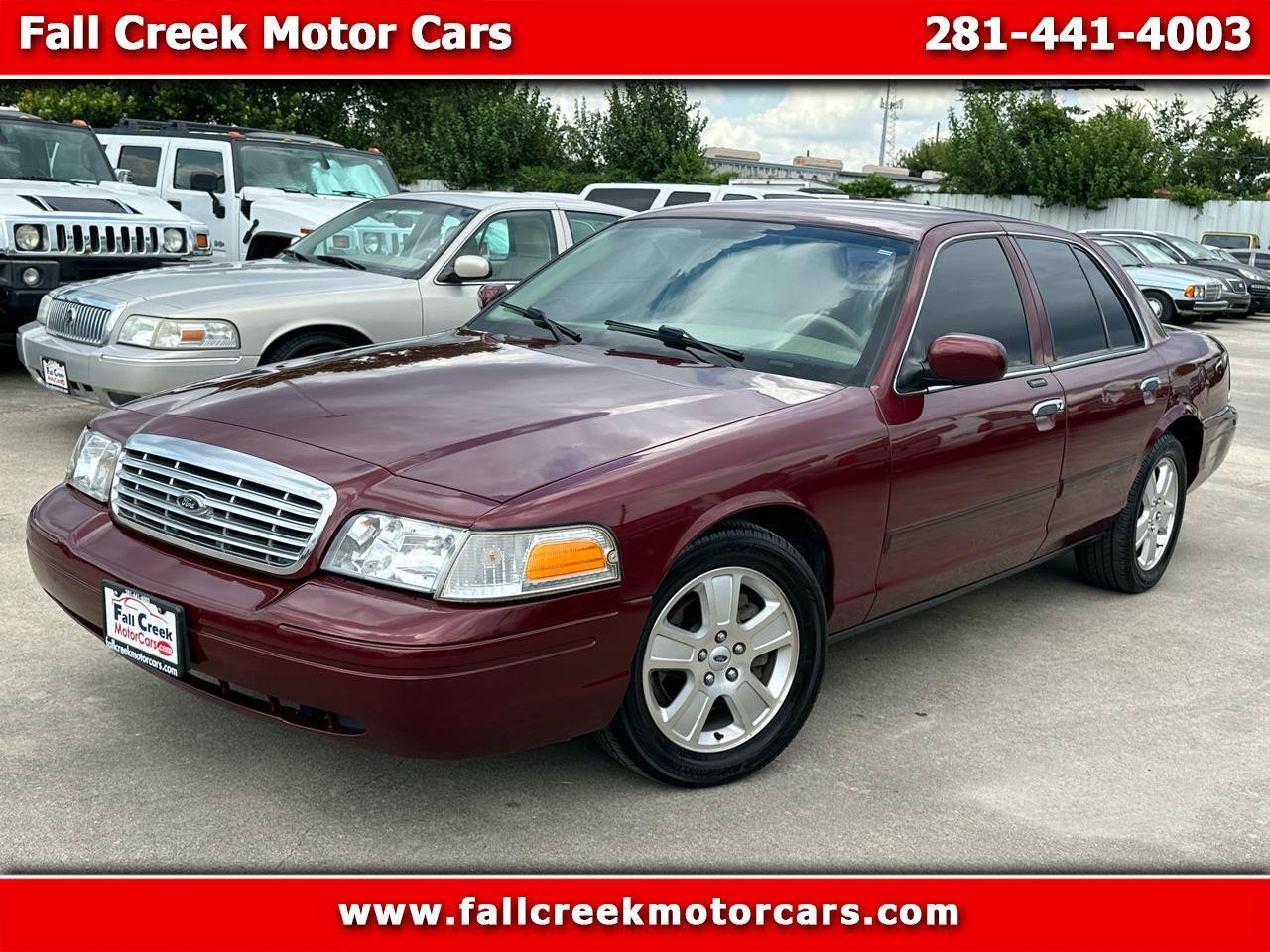 Used 2011 Ford Crown Victoria LX w/ Comfort Appearance Pkg RWD image 1