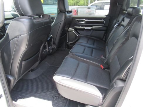 Used 2022 RAM 1500 Laramie AWD/4WD image 37