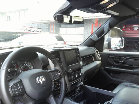 Used 2022 RAM 1500 Big Horn w/ Built-to-serve Edition image 24