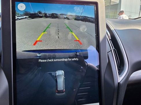 Used 2024 Ford Edge SEL w/ Convenience Package AWD/4WD image 18