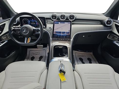 Used 2023 Mercedes-Benz GLC 300 image 13