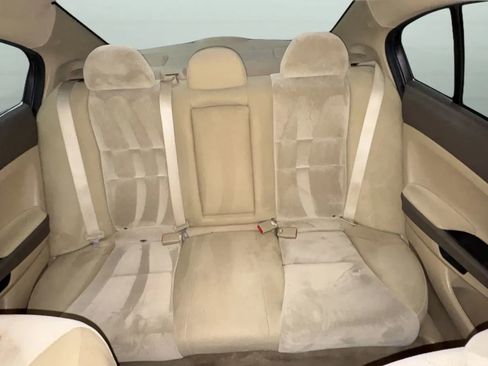 Used 2010 Honda Accord LX image 19