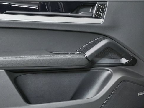 New 2026 Porsche Cayenne AWD/4WD image 6