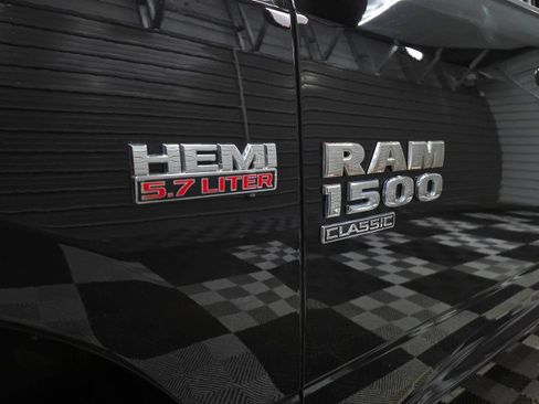Used 2019 RAM 1500 Big Horn AWD/4WD image 40