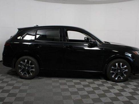 Used 2026 Honda HR-V EX-L image 6