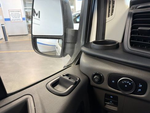 Used 2025 Ford Transit 250 Low Roof w/ Exterior Upgrade Package RWD image 20