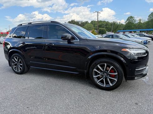 Used 2016 Volvo XC90 T6 Momentum w/ Momentum Plus Package image 5