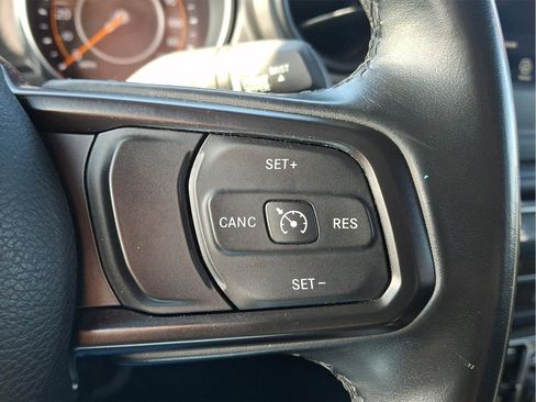 Used 2022 Jeep Wrangler Unlimited Sport image 22