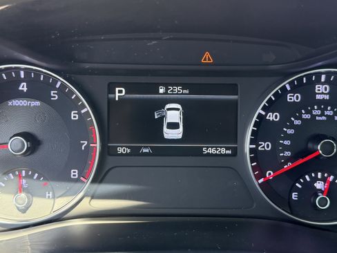 Certified 2023 Kia Forte LXS FWD image 20