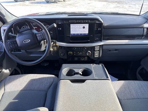Used 2024 Ford F250 XLT image 19