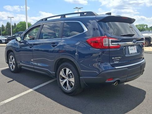 Used 2023 Subaru Ascent Premium w/ Convenience Package AWD/4WD image 4