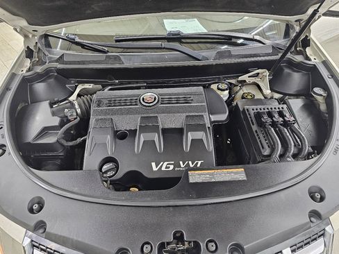 Used 2015 Cadillac SRX Luxury w/ Driver Awareness Package image 43