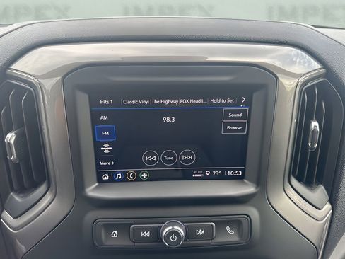 Used 2025 Chevrolet Silverado 1500 Custom image 16