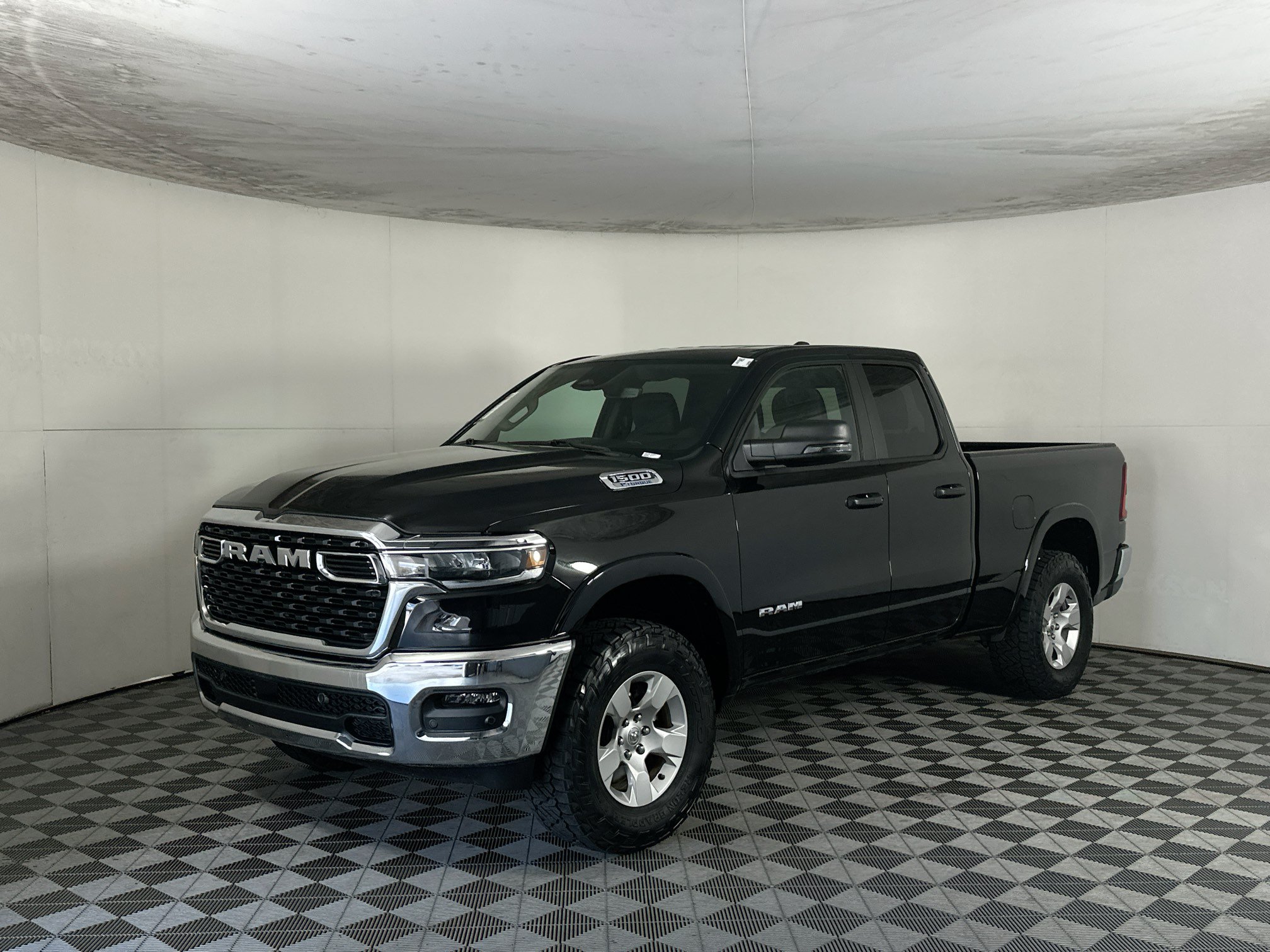Used 2025 RAM 1500 Big Horn RWD image 7