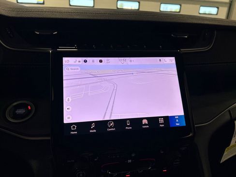 New 2025 Jeep Grand Cherokee Limited image 24