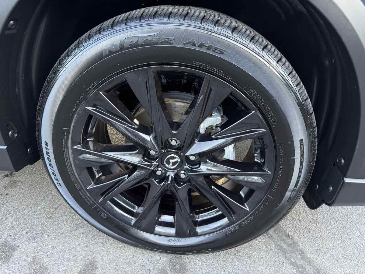 Used 2025 MAZDA CX-5 Carbon Edition AWD/4WD image 9