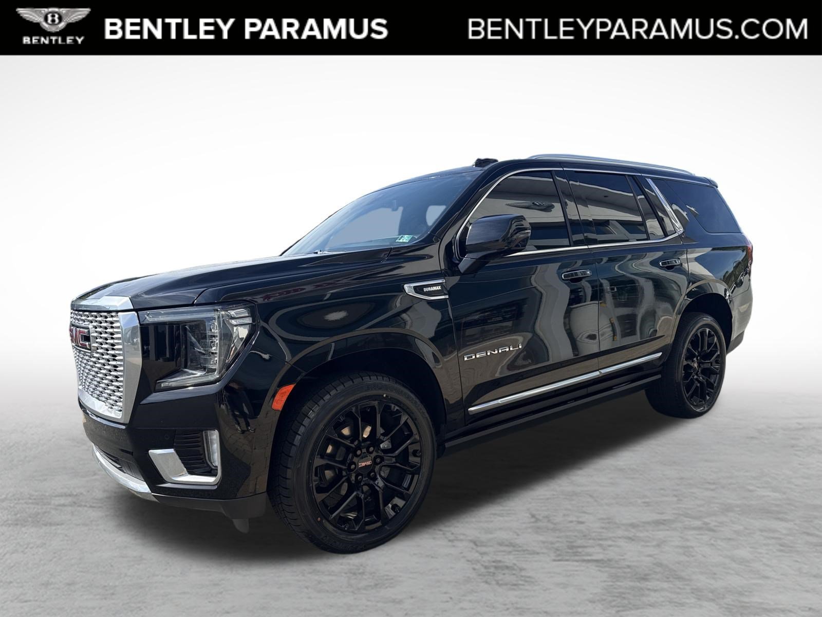 Used 2022 GMC Yukon Denali AWD/4WD image 1