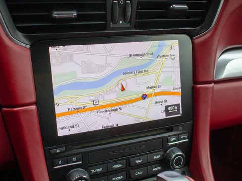 Used 2018 Porsche 911 Carrera S image 15