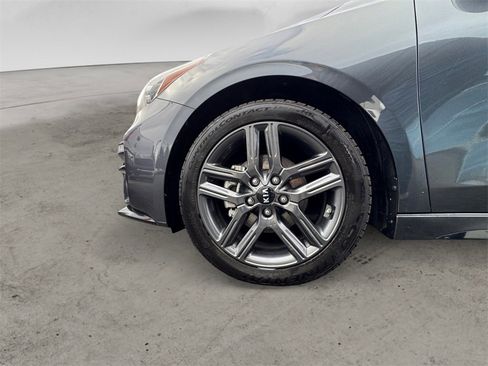 Used 2020 Kia Forte GT-Line w/ GT-Line Premium Package image 10