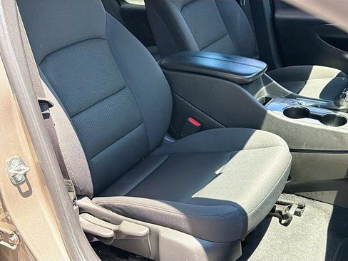 Used 2023 Chevrolet Malibu LT FWD image 23