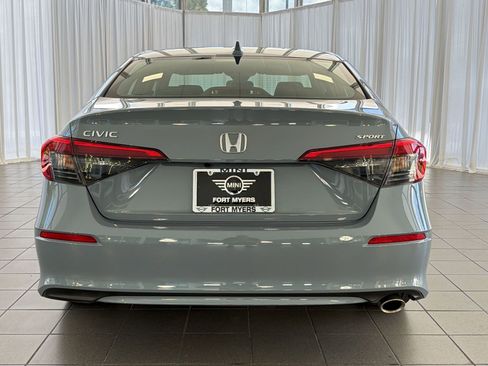 Used 2024 Honda Civic Sport image 10