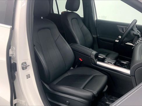 Certified 2023 Mercedes-Benz GLA 250 image 11