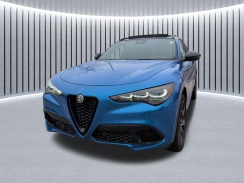 Used 2024 Alfa Romeo Stelvio Veloce AWD/4WD image 19