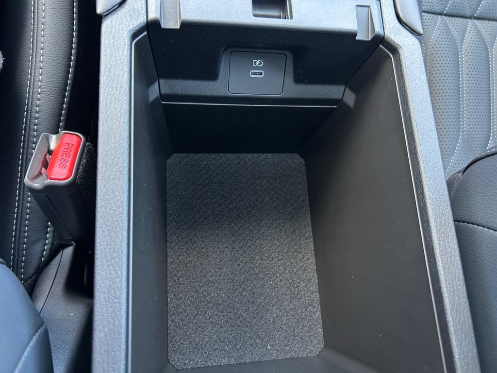 New 2026 Mitsubishi Outlander SEL FWD image 30
