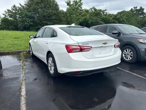 Used 2022 Chevrolet Malibu LT FWD image 9
