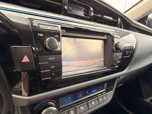 Used 2016 Toyota Corolla S FWD image 22