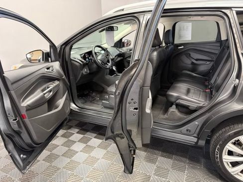 Used 2018 Ford Escape Titanium FWD image 13