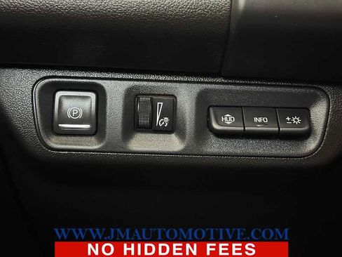 Used 2021 GMC Acadia Denali w/ Denali Ultimate Package AWD/4WD image 41