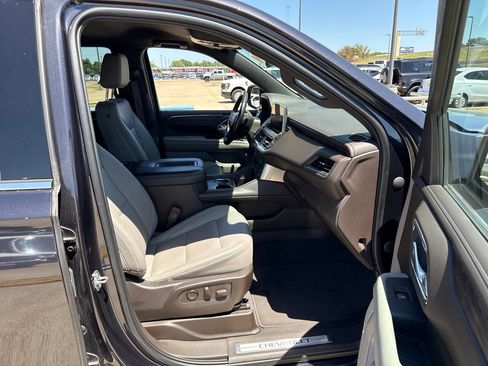 Used 2023 Chevrolet Tahoe LT AWD/4WD image 14