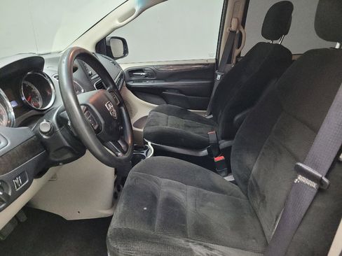 Used 2017 Dodge Grand Caravan SE w/ Power Window Group image 17